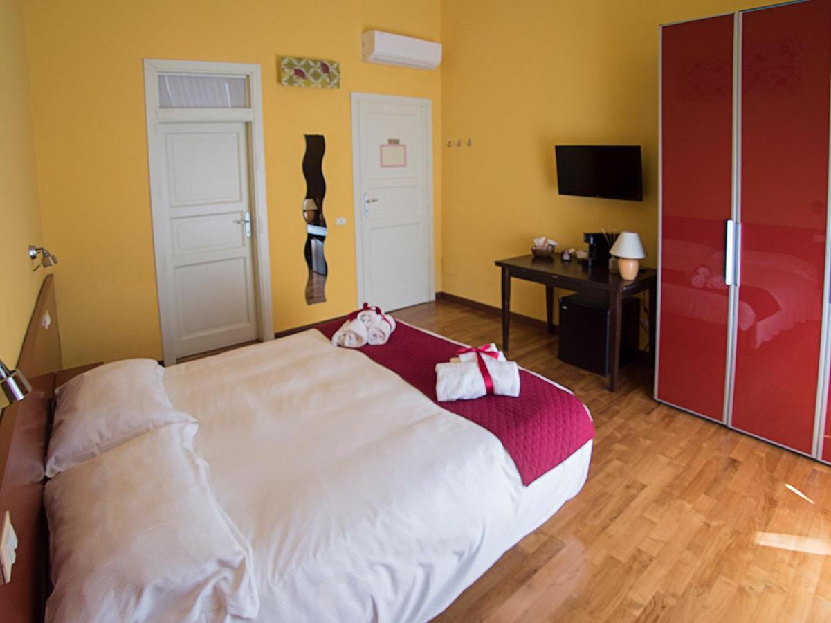 Residenza Viani Guest House ラ・スペツィア 部屋 写真