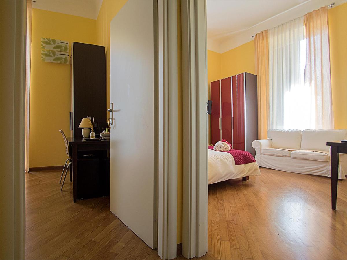 Residenza Viani Guest House ラ・スペツィア 部屋 写真