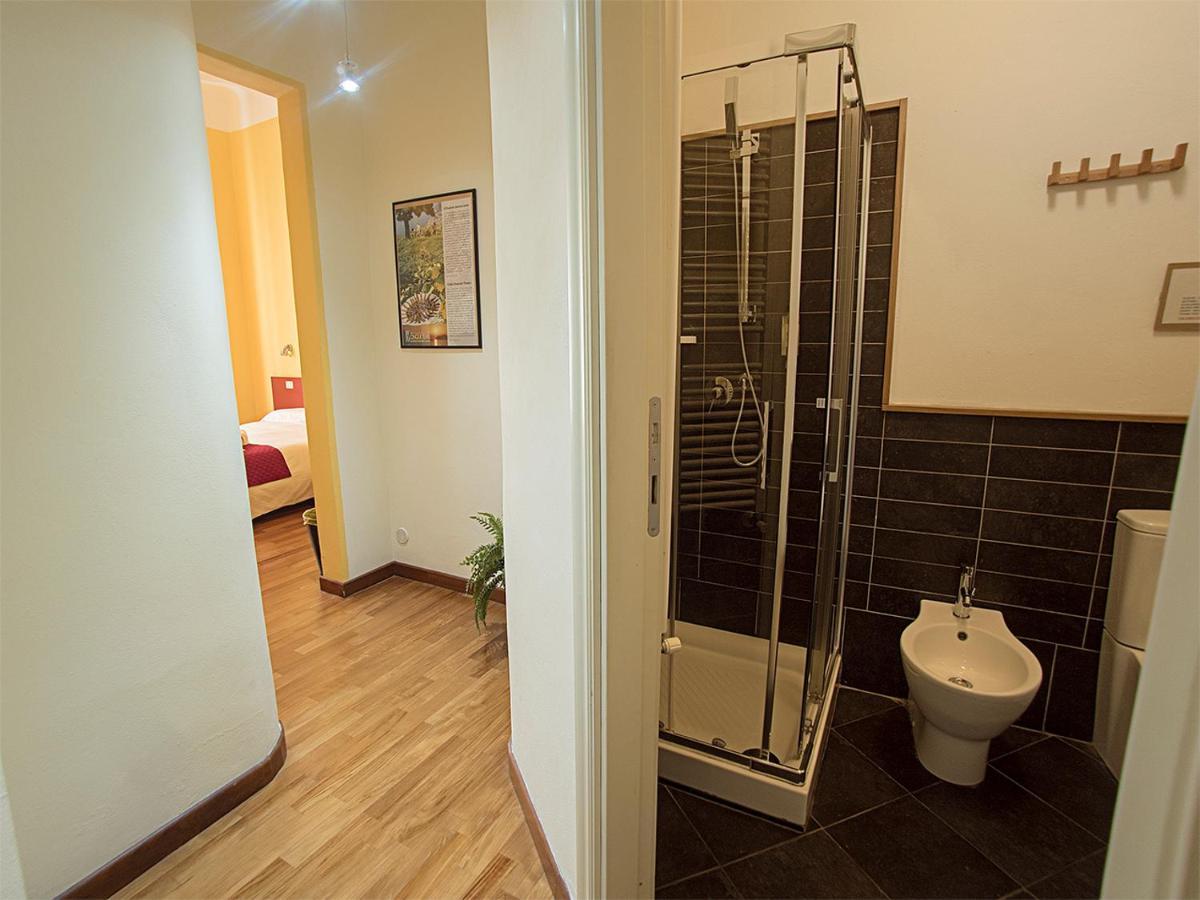 Residenza Viani Guest House ラ・スペツィア 部屋 写真