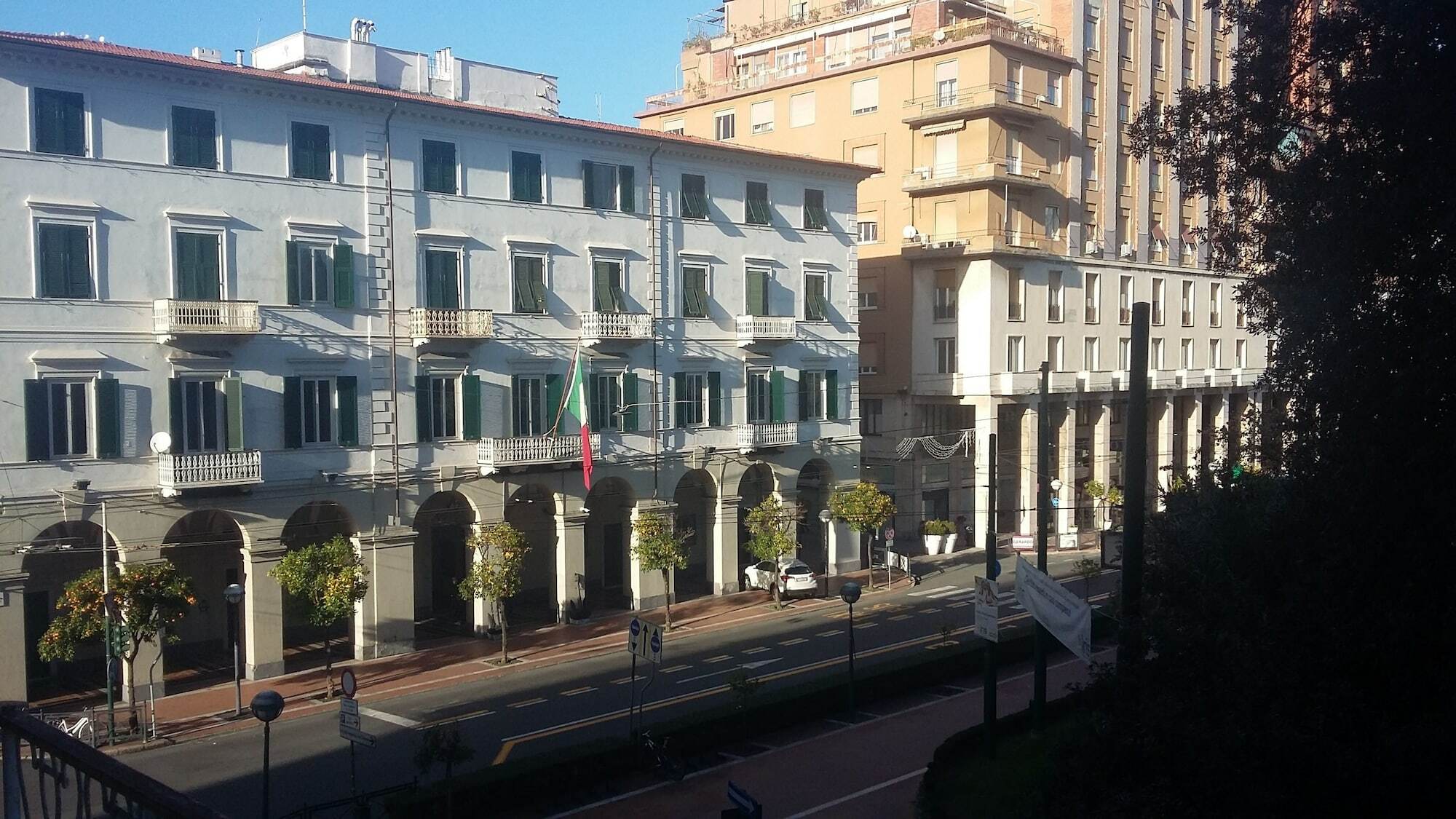 Residenza Viani Guest House ラ・スペツィア エクステリア 写真